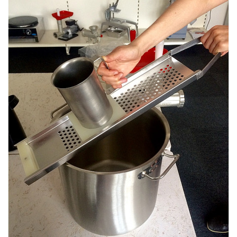 LOUIS TELLIER professional Spätzle maker